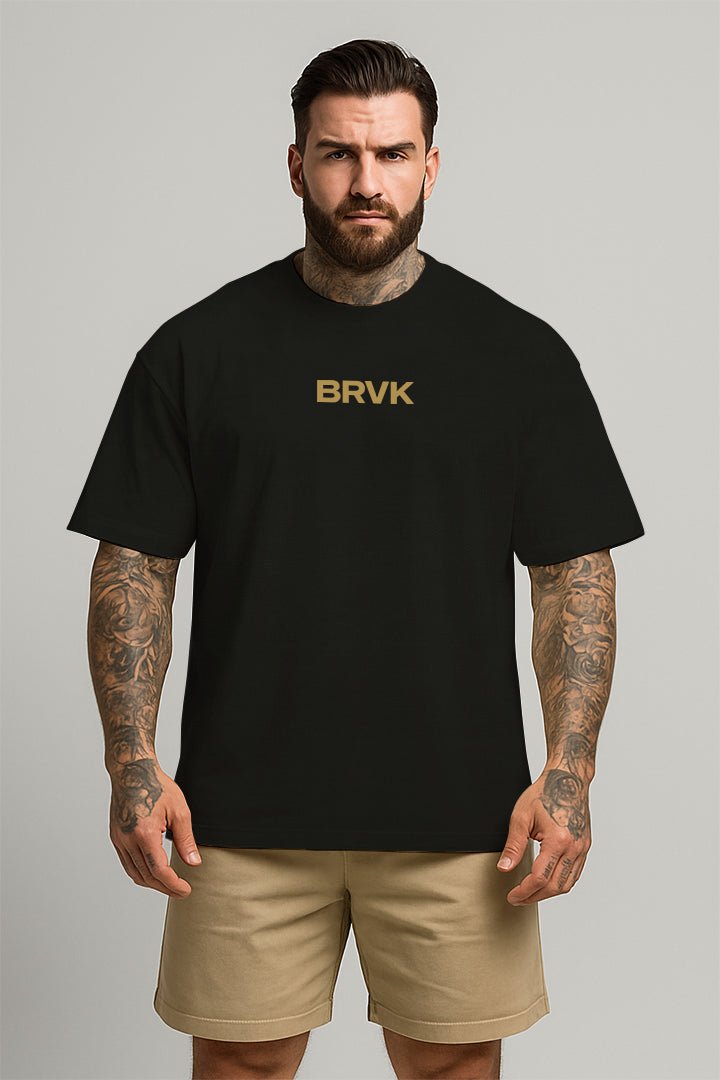 Oversized Preta Never Give Up - BRVK - Street Wear